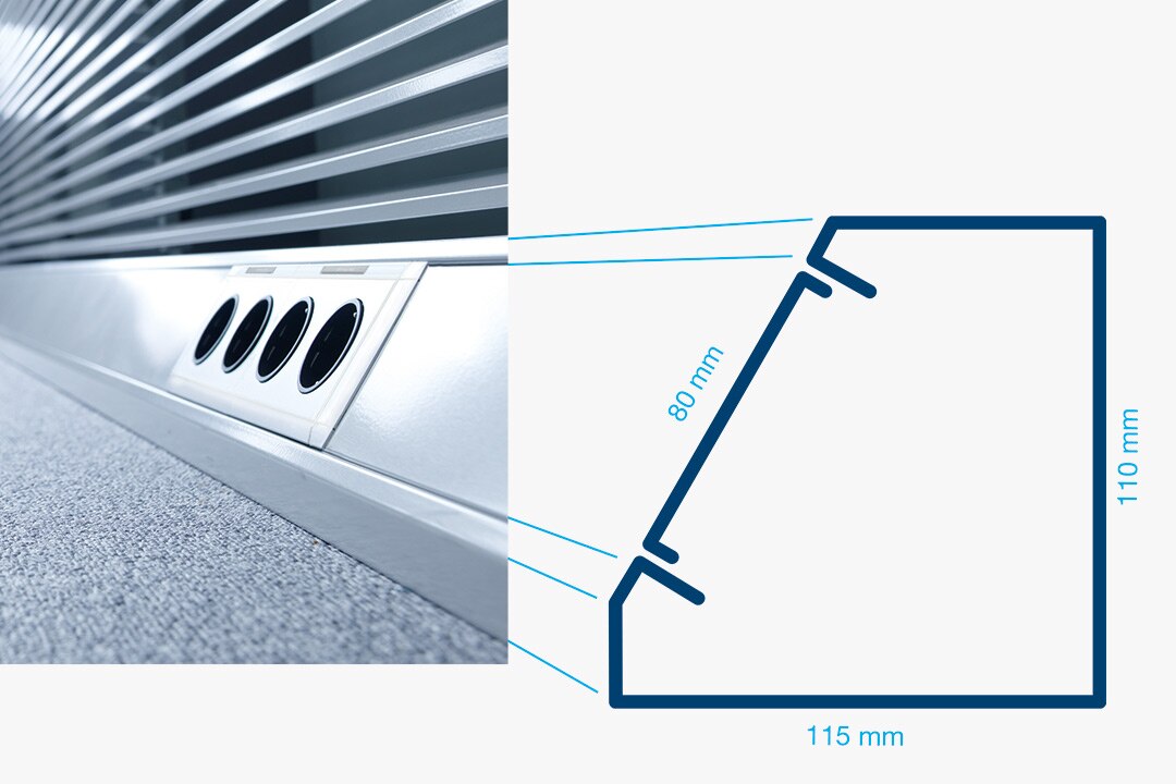 Blick auf Hager teahlit BRS Eckkanal in Verkehrsweiß 9016 in Bodenhöhe und Maßangaben zum Dreieckskanal 
