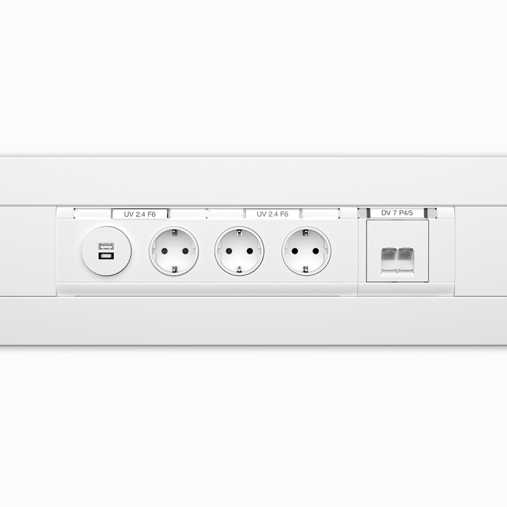 Frontalansicht Hager BRN65 tehalit Brüstungskanal in Weiß mit Einbaugeräten 2-fach USB-Dose, 3-fach Steckdose und 2-fach LAN-Port