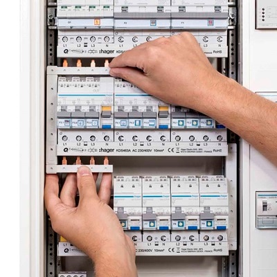 Schalt- und Schutzgeräte