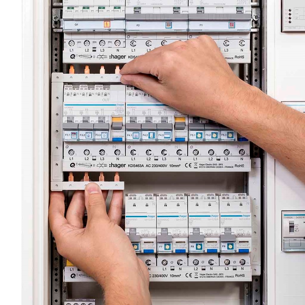 Schalt- und Schutzgeräte