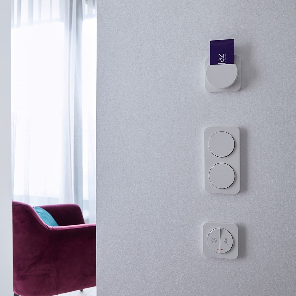 Berker Hotelcardschalter und 2-facher Lichtschalter als ideale Hotelausstattung.