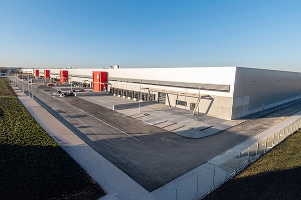 Das Multi-User-Logistikzentrum der GROUP7 AG in Schwaig