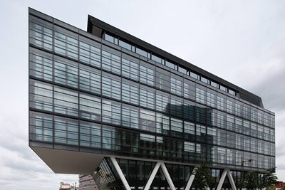 Außenansicht des Bürogebäudes WQ1 in Bremen