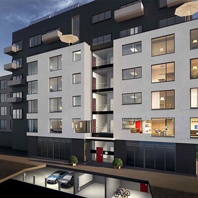 Querschnittsansicht eines modernen mehrstöckigen Wohngebäudes mit Darstellung von Innenräumen, Beleuchtung und elektrischen Installationen