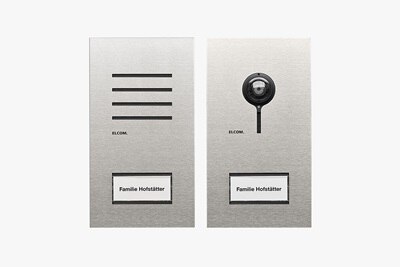 Frontalansicht Elcom one Außenstationen aus Edelstahl mit Klingel, links Variante mit Lautsprecher, rechts mit Kamera