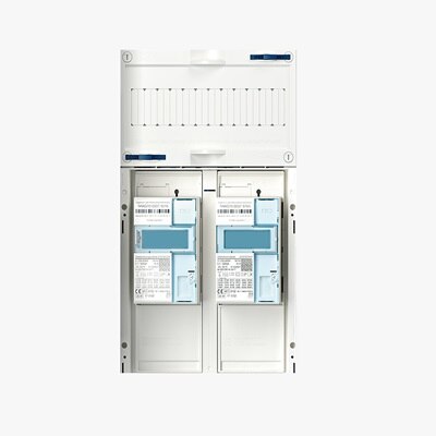 Frontalansicht Zählerschrank mit zwei eHZ (elektrischer Haushaltszähler) auf zwei BKE Zählertragplatten installiert