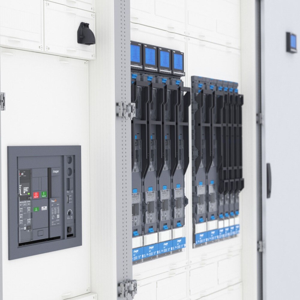 fv-plus-in-univers-n-mit-hauben-DE-12-2025-002-squ