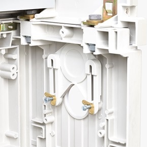 Nahansicht Baustellenanschluss im Sockel der Hager Anschlusssäulen und Verteilerschränke für den Außenbereich 