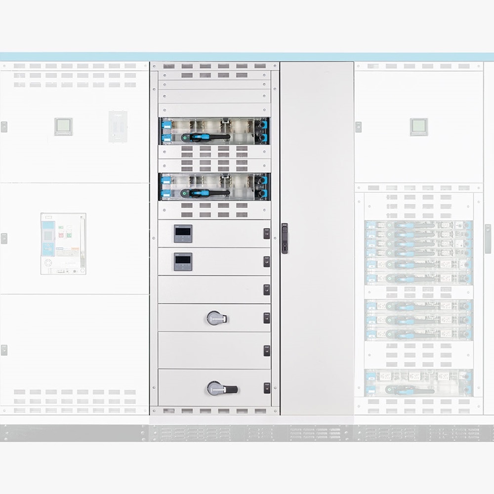 Frontalansicht Hager unimes H Energieverteilsystems aus Verbund mehrerer Combiway Schränke, eine Einheit ist optisch hervorgehoben