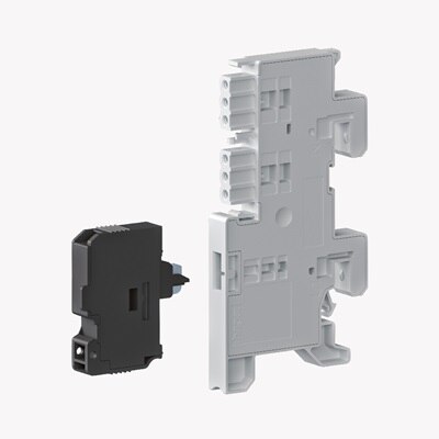 Schrägansicht Hager Sammelschienenbox (SABO) mit steckbarer Sicherung, die nicht eingesteckt ist