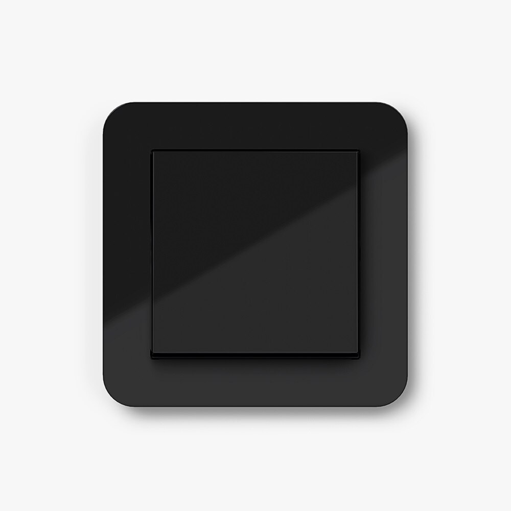 hager-product-beauty-pic-c1-003-plastic-black-glossy-12-2025-squ-f7