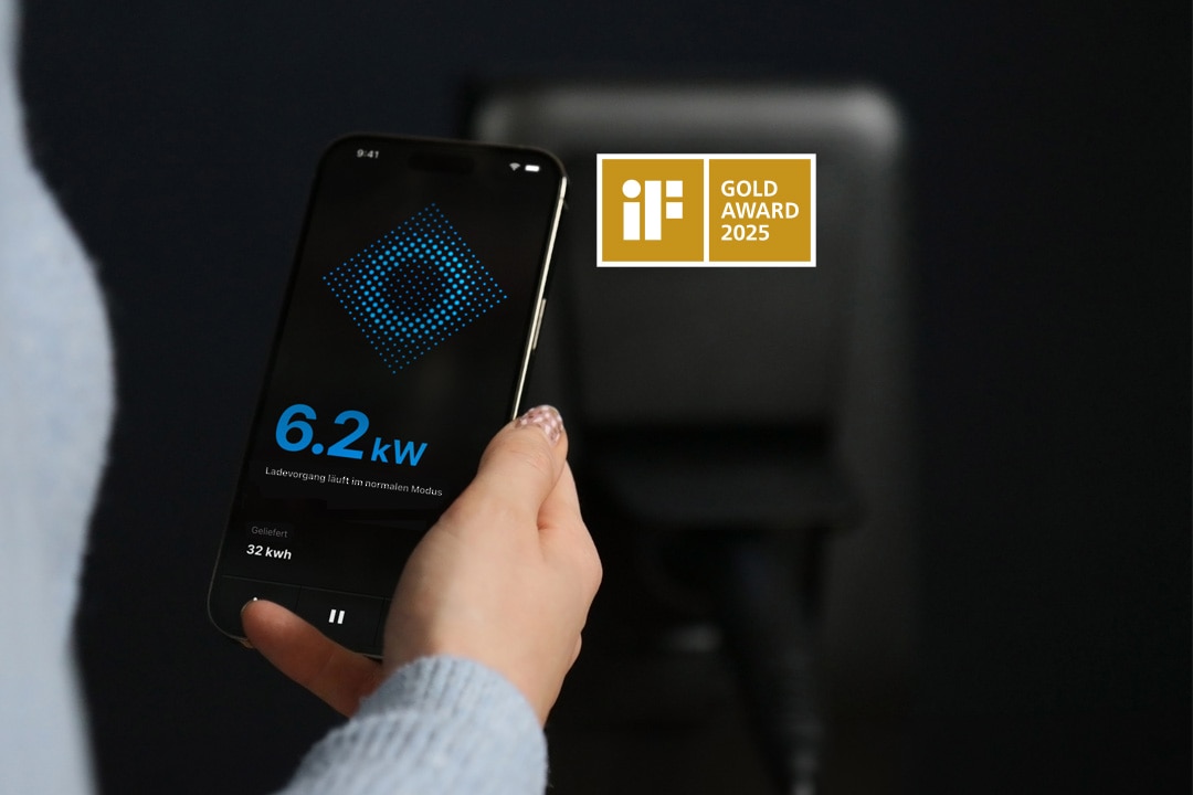 01-portrait-charge-app-award-lan