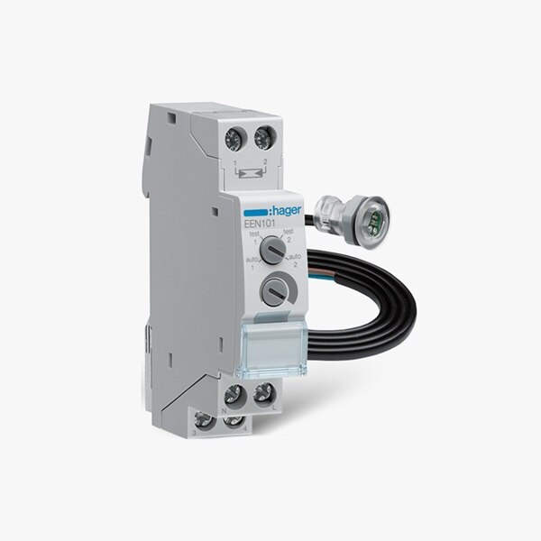 Hager Energiezähler mit transparenter plombierbarer Anschlussabdeckung und angeschlossenem Kabel