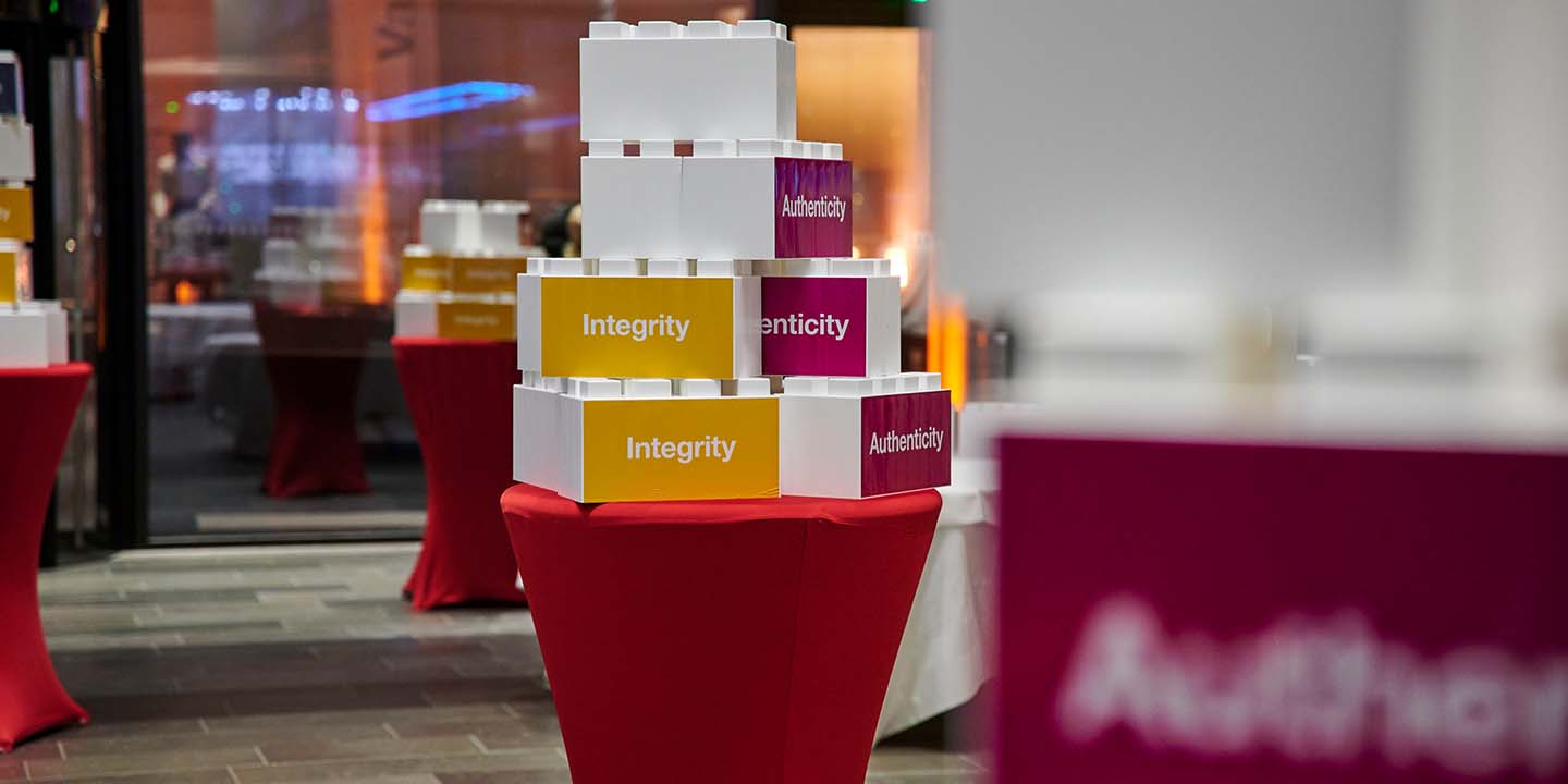 hg_news_the_spirit_of_giving01_1440x720