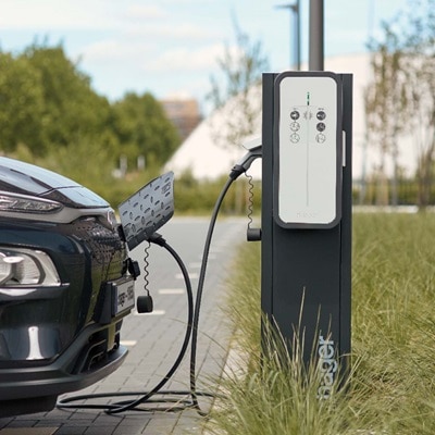 hager-witty-share-lifestyle-pic-001-CME-en-07-2022-sitecore-squ