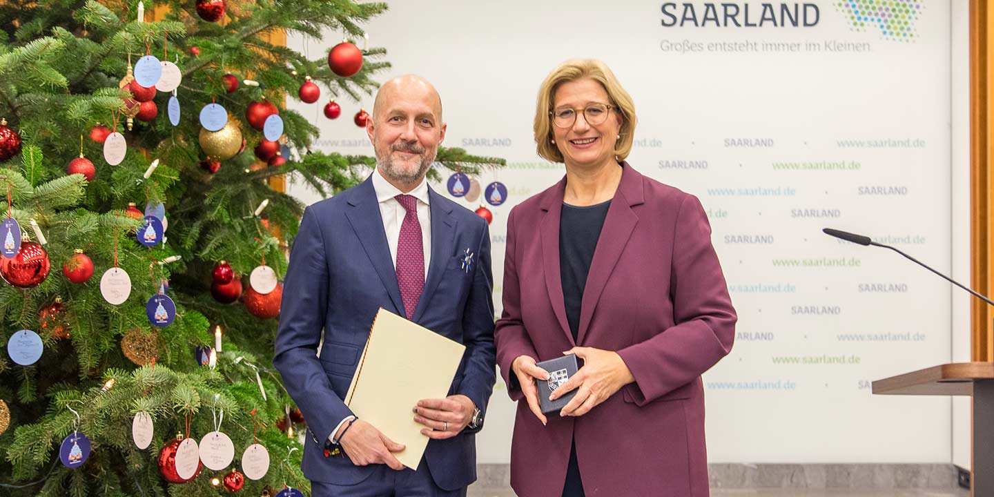 H_Merit_web_1440x720_classic