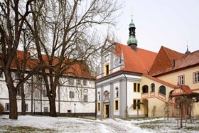 hg_IP_CZE_Monasteries01_1080x720