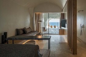 hg-int-projects-greece-acrosuits-landscape-1080x720-07