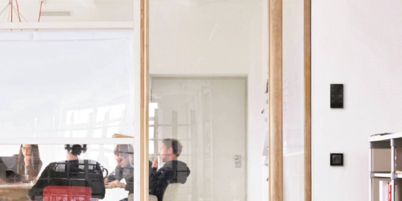 Interrupteur tactile noir