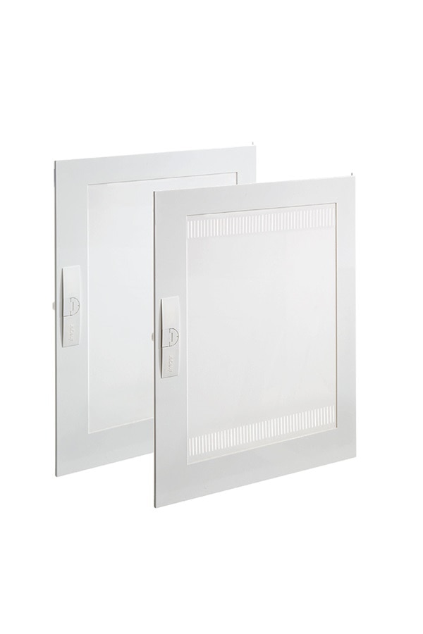 Detailansicht Bestückungspakete für Feldverteiler Unterputz von Hager