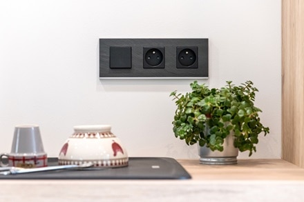 appareillage mural gallery de Hager