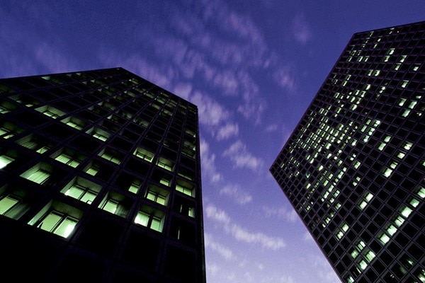 Décret BACS : maîtriser les enjeux de transition numérique et énergétique des bâtiments avec Hager