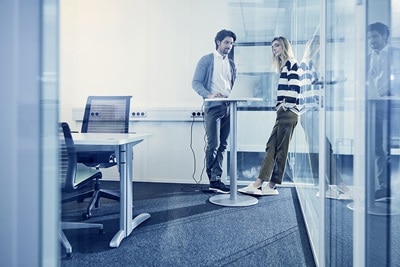 Bureau éclairage lumière bleue