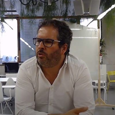 interview, professionnels, videos, technologie, astuces, conseils, business, entreprise