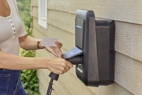 Illustration de la formation EMO035 de Hager explore, Installez et mettez en service une borne de recharge