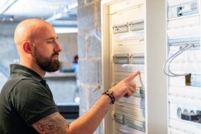 Hager explore, les formations professionnelles Tertiaire