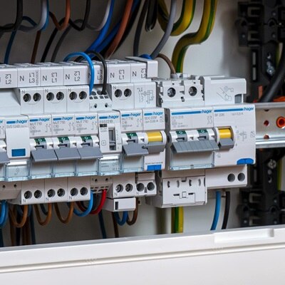 Appareillage modulaire, produits Hager