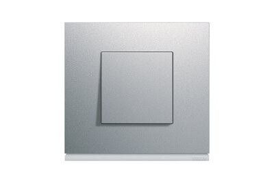 appareillage mural gallery de Hager, plaque peinture métallisée titane WXP0102 et méca WXD000T titane