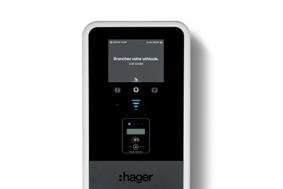 Personnalisation de l'écran sur la borne de recharge witty park 2 de Hager