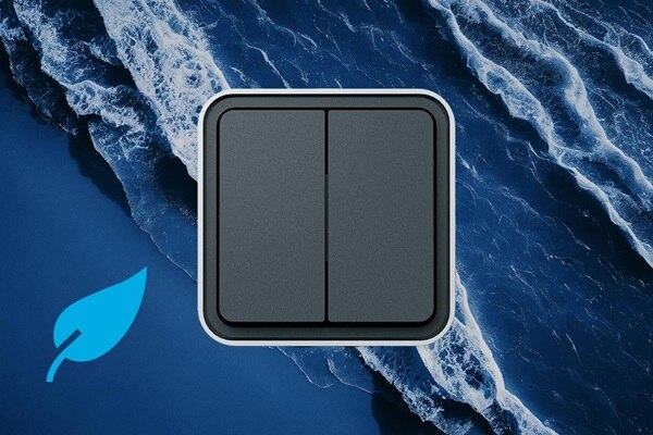 interrupteur double étanche IP55 cubyko leaf de Hager en plastique recyclé