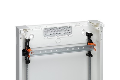 installation simple du coffret de distribution de l'énergie tertiaire vegaD Hager 