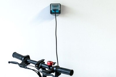 Recharger vélo électrique, prise renforcée Hager