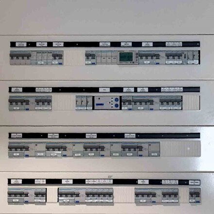 Medical Stadium à Mérignac, chantier référence Hager, protection modulaire