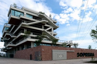 Réalisation chantier Hager, siège social de Soprema, le Grand Charles à Strasbourg, bâtiment extérieur
