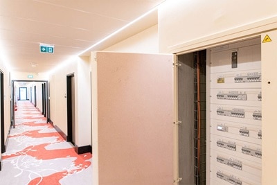 hall hotel, distribution d'energie, solutions d'enveloppes modulables 