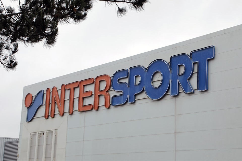 Extérieur du magasin Intersport de Glisy