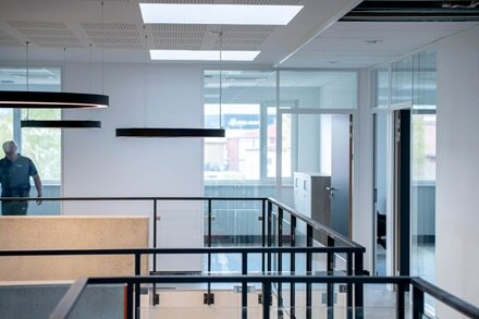 Chantier bureau, petit tertiaire Hager