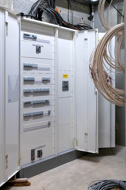 Chantier restaurant, petit tertiaire Hager, protections et armoires, quadro4