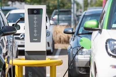 Borne de recharge witty park de Hager, petit tertiaire