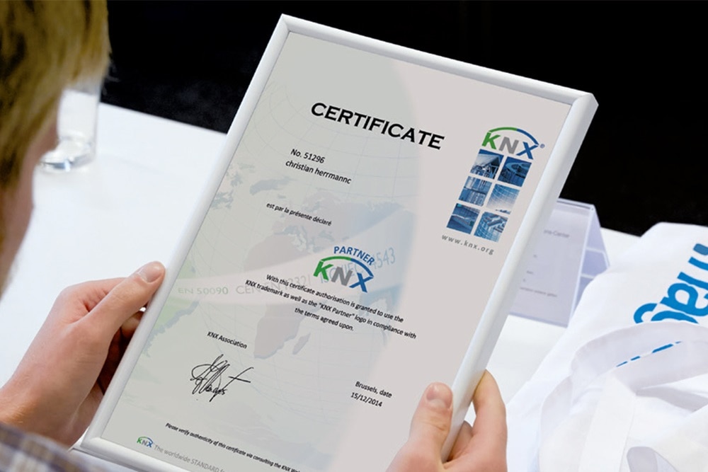 Illustration de la formation BAC071 de Hager explore, Devenez un partenaire KNX certifié par la maîtrise du logiciel ETS