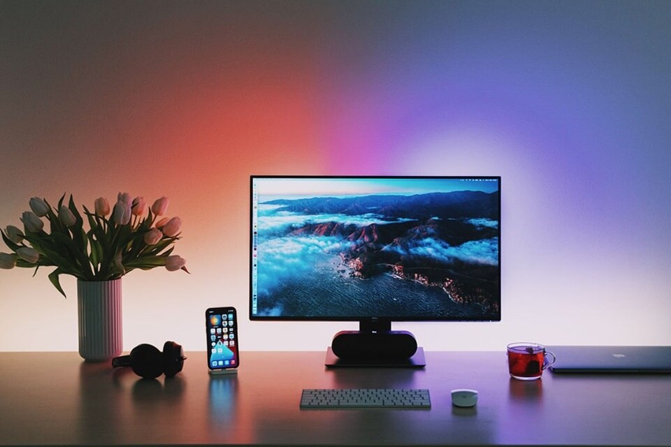 Couplée domovea à vos Philips Hue afin de créer des ambiances suivant des moments dédiées