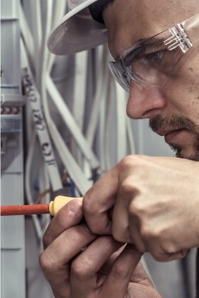 normes, normes électriques, norme NF C 15-100, travaux électriques, rénovation électrique, mise aux normes, normes NF, installation électrique, remise aux normes