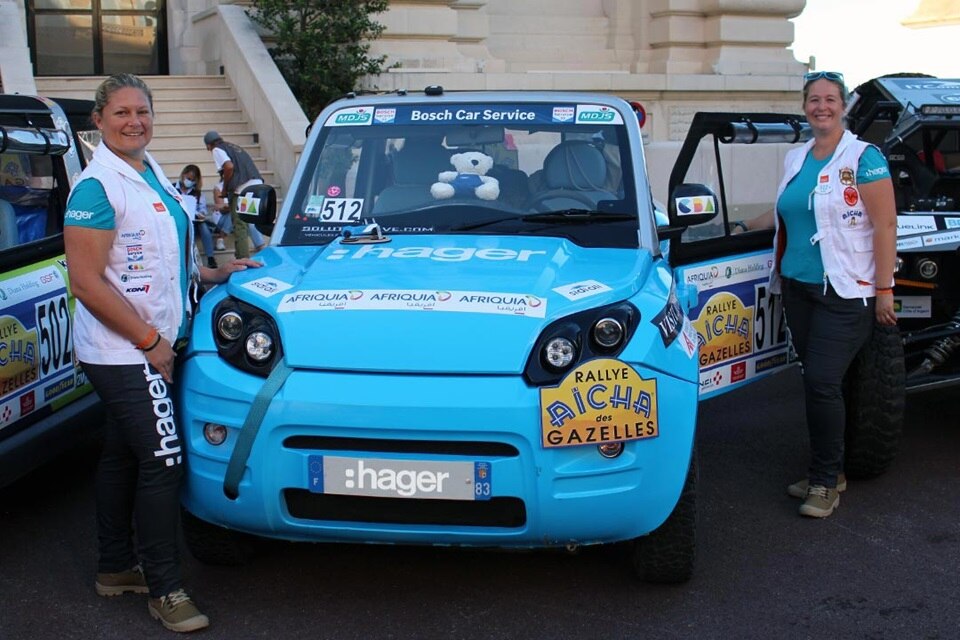 Vvoiture électrique, Bolloré Bluesummer, équipe 512, équipe Hager, sponsor Hager, sponsorisation, Rallye des Gazelles, catégorie voiture électrique