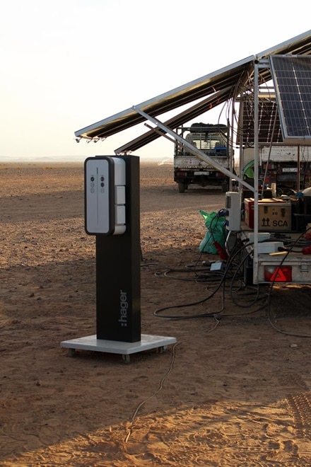 Installation, installation électrique, panneaux solaire, panneaux photovoltaique, borne de recharge, borne de charge, charger véhicule, recharge voiture électrique