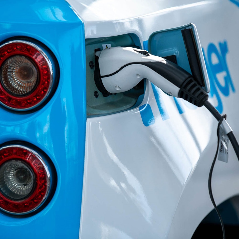 véhicule électrique, recharger électrique, voiture électrique borne recharge, borne charge