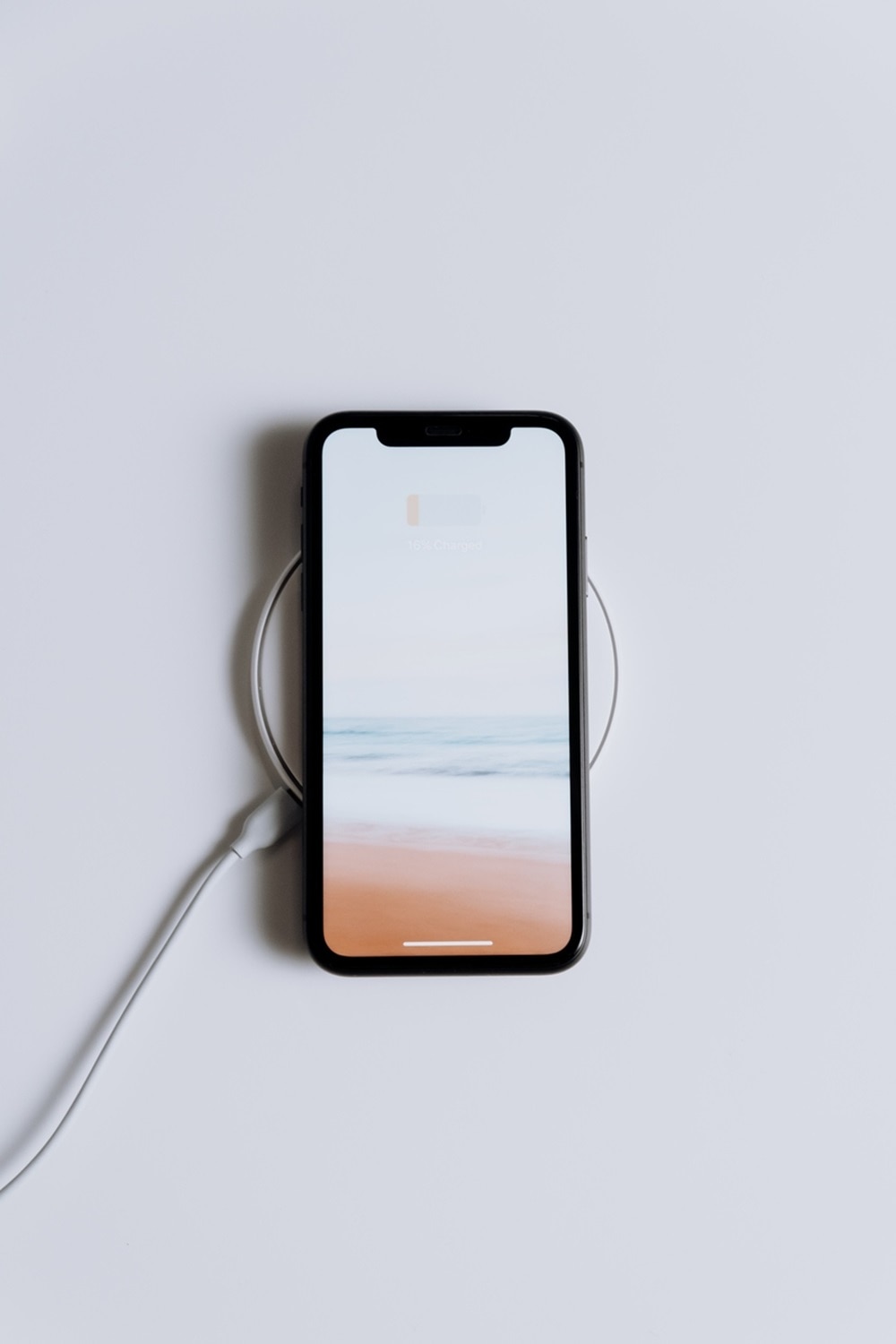 smartphone, application, maison connectée Hager
